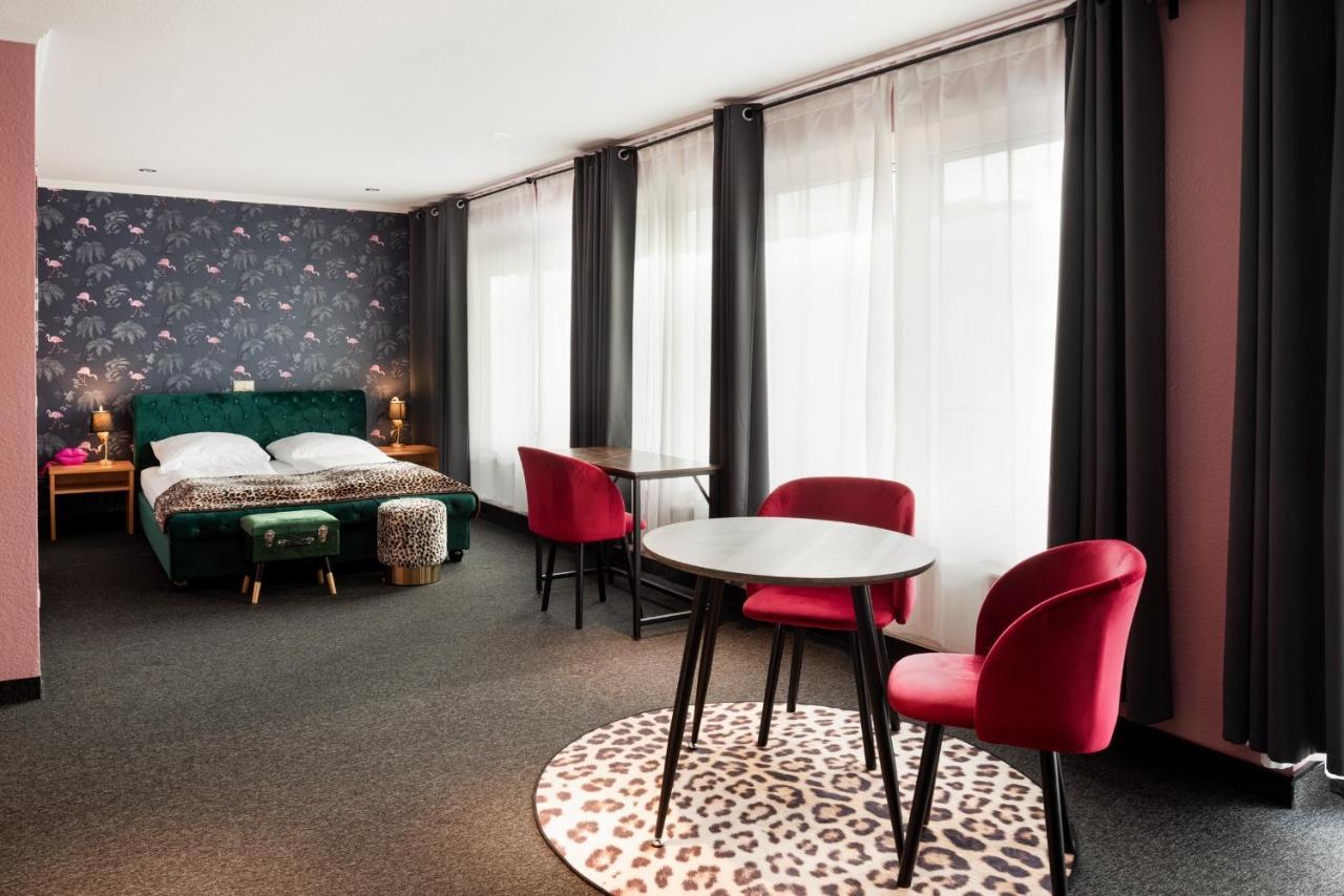 Smarthotel Flamingo Self Check-In Гисен Экстерьер фото