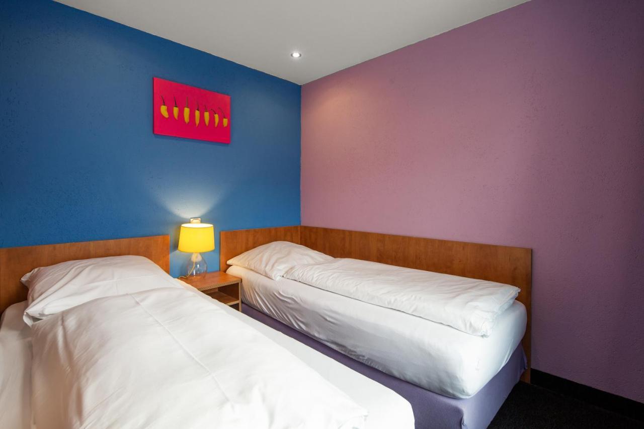 Smarthotel Flamingo Self Check-In Гисен Экстерьер фото
